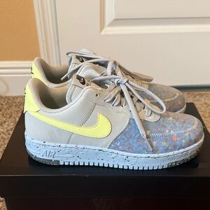 Nike Women Sneakers - Cream and Yellow